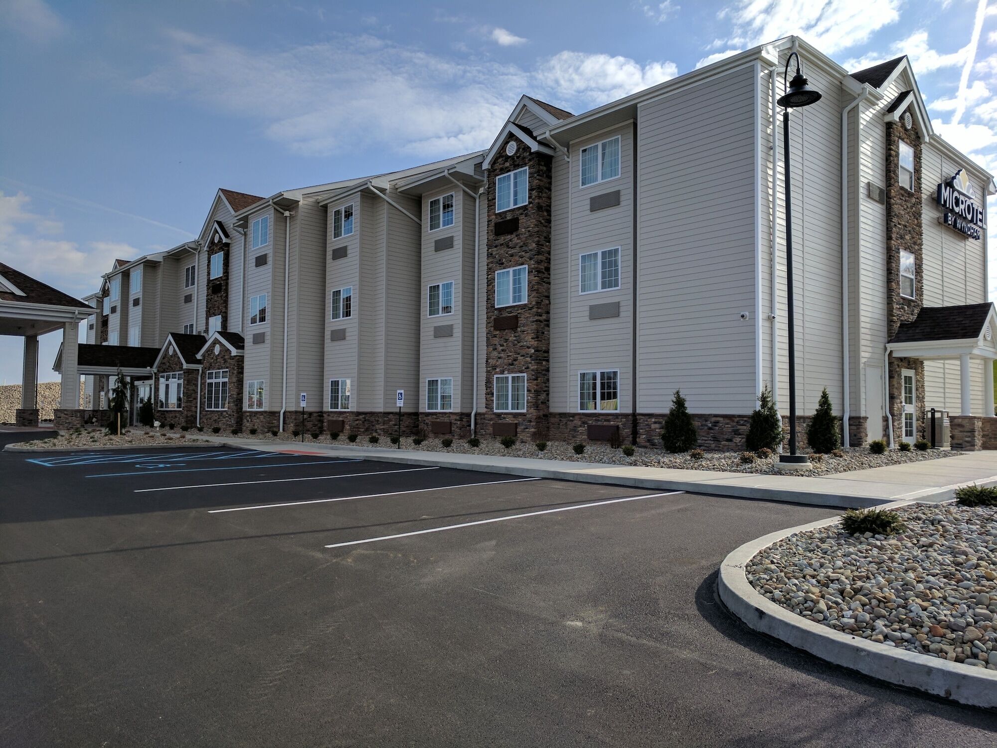 Microtel Inn & Suites By Wyndham Clarion Luaran gambar
